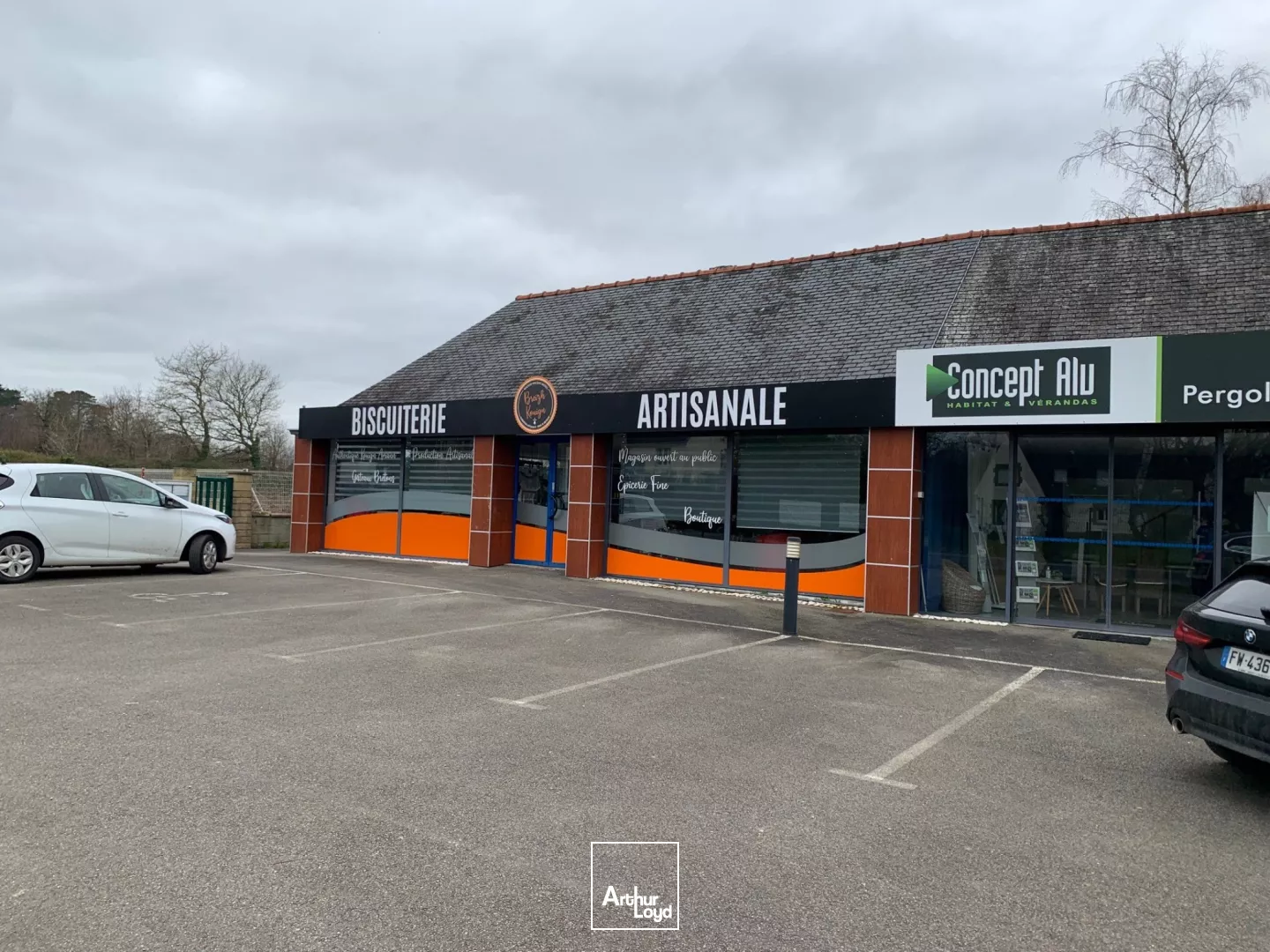 LOCATION D'UN LOCAL COMMERCIAL DE 120 M² - CLOHARS FOUESNANT