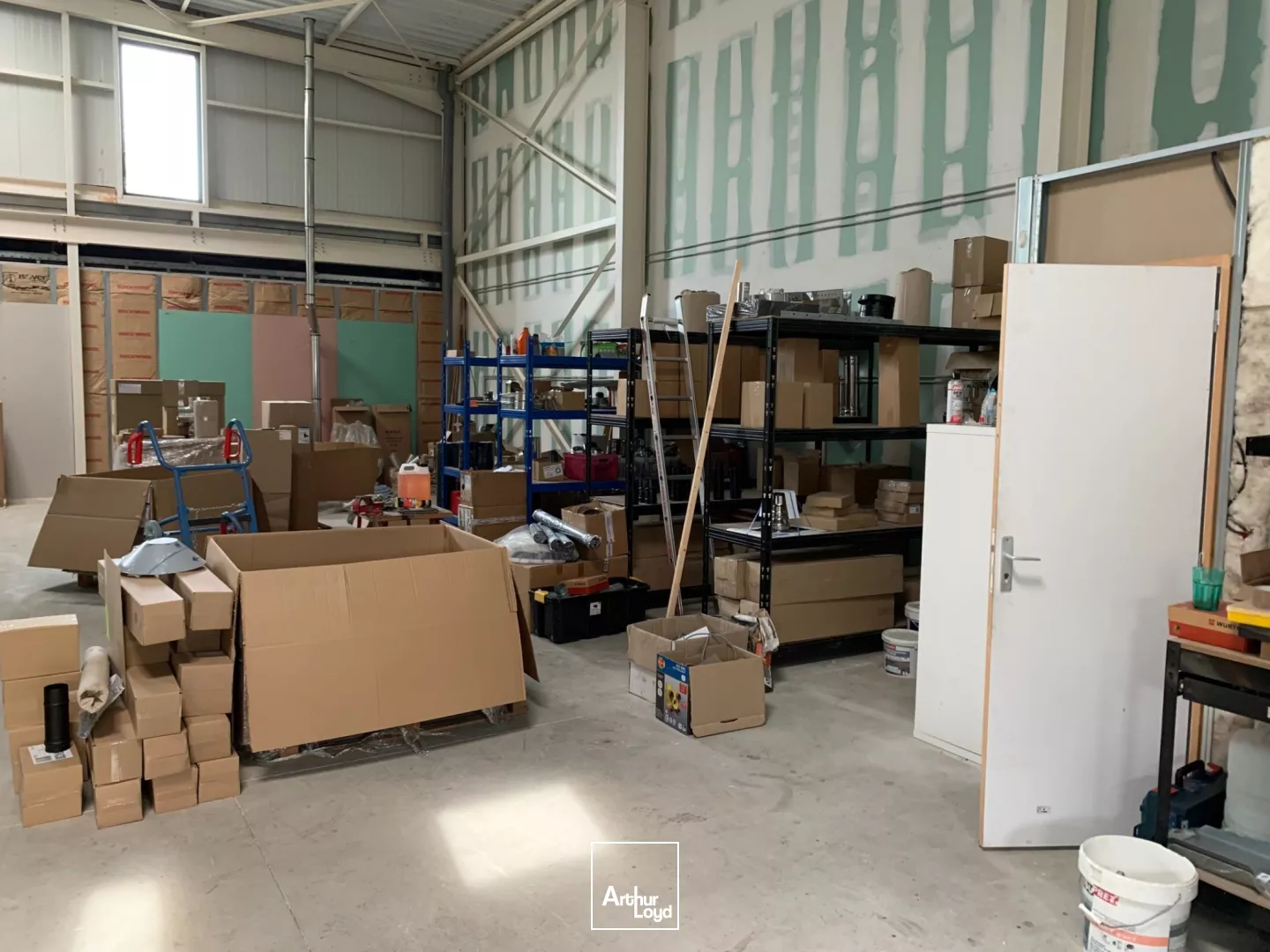 LOCAL D'ACTIVITE A CEDER - PLEVEN