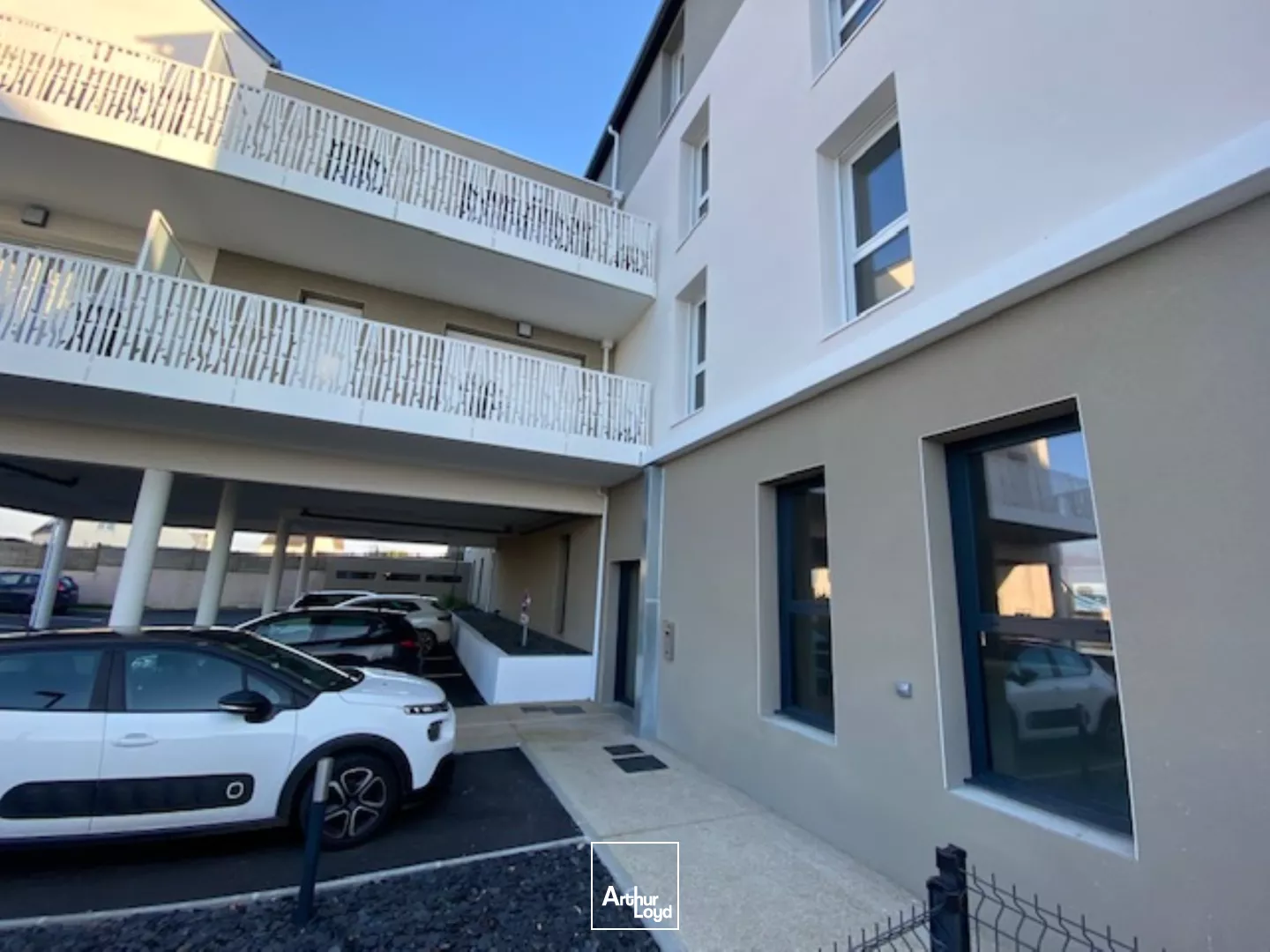 CELLULES COMMERCIALES CENTRE BOURG DE PLOUARZEL