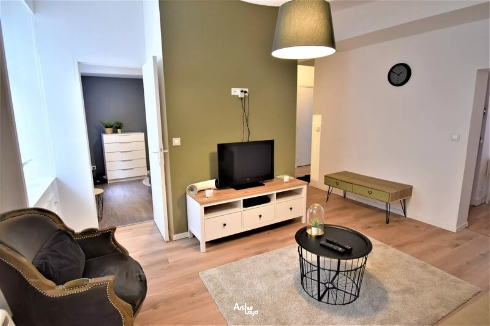 LOCAUX COMMERCIAUX A LOUER 107 M² UTILE SAINT BRIEUC HYPER CENTRE VILLE