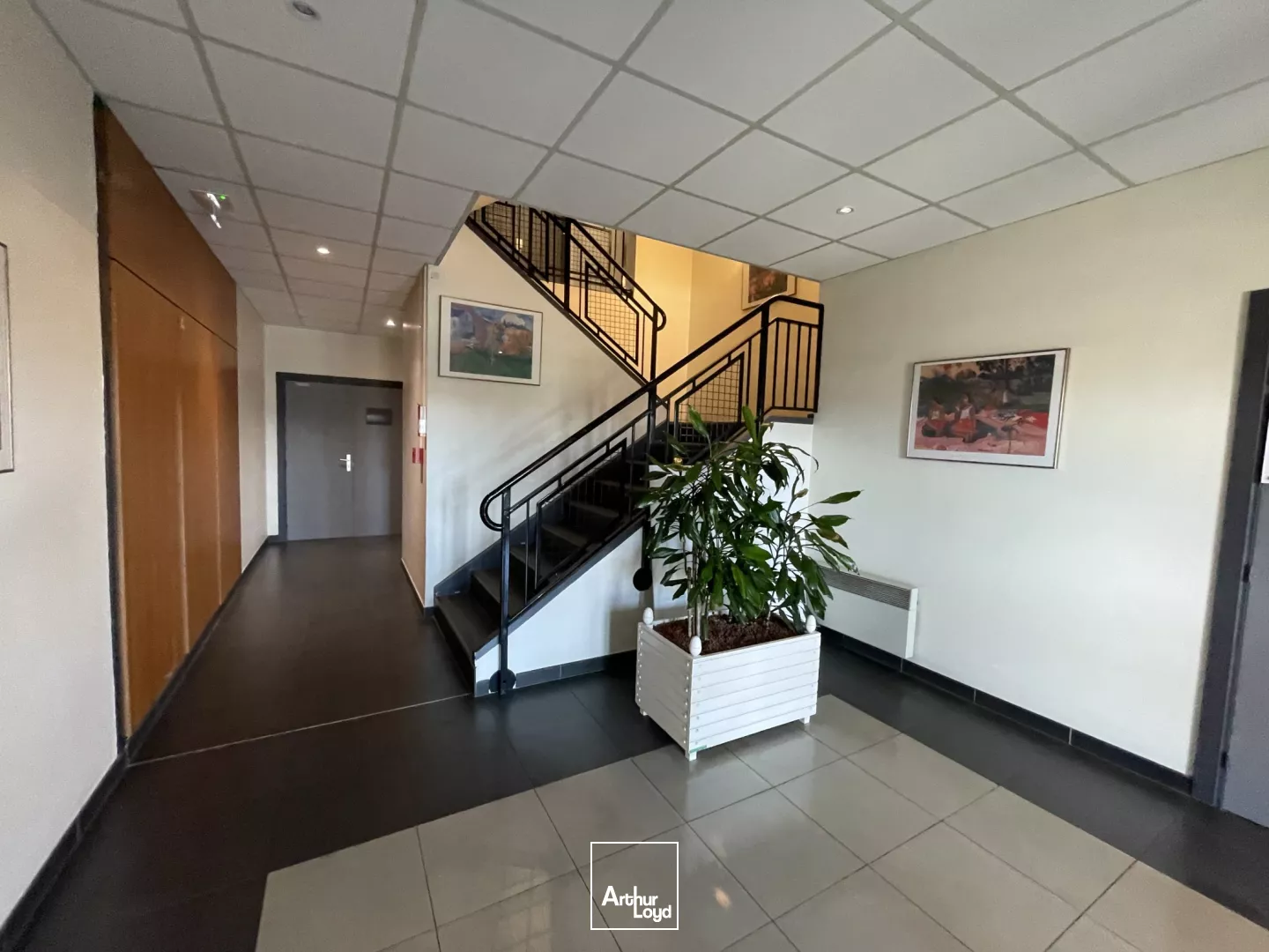 A LOUER PLATEAU DE BUREAUX 335 M2 - COMPIEGNE ZAC DE MERCIERES