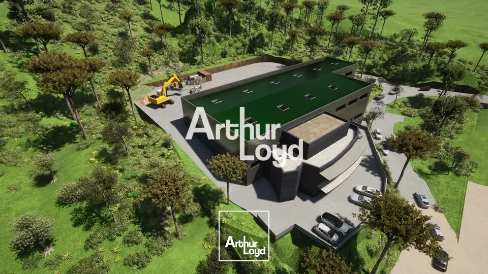  A VENDRE OU A LOUER : 2 051 m²