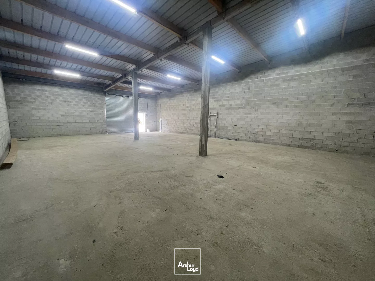 Locaux d'activité à louer à GASNY 27620