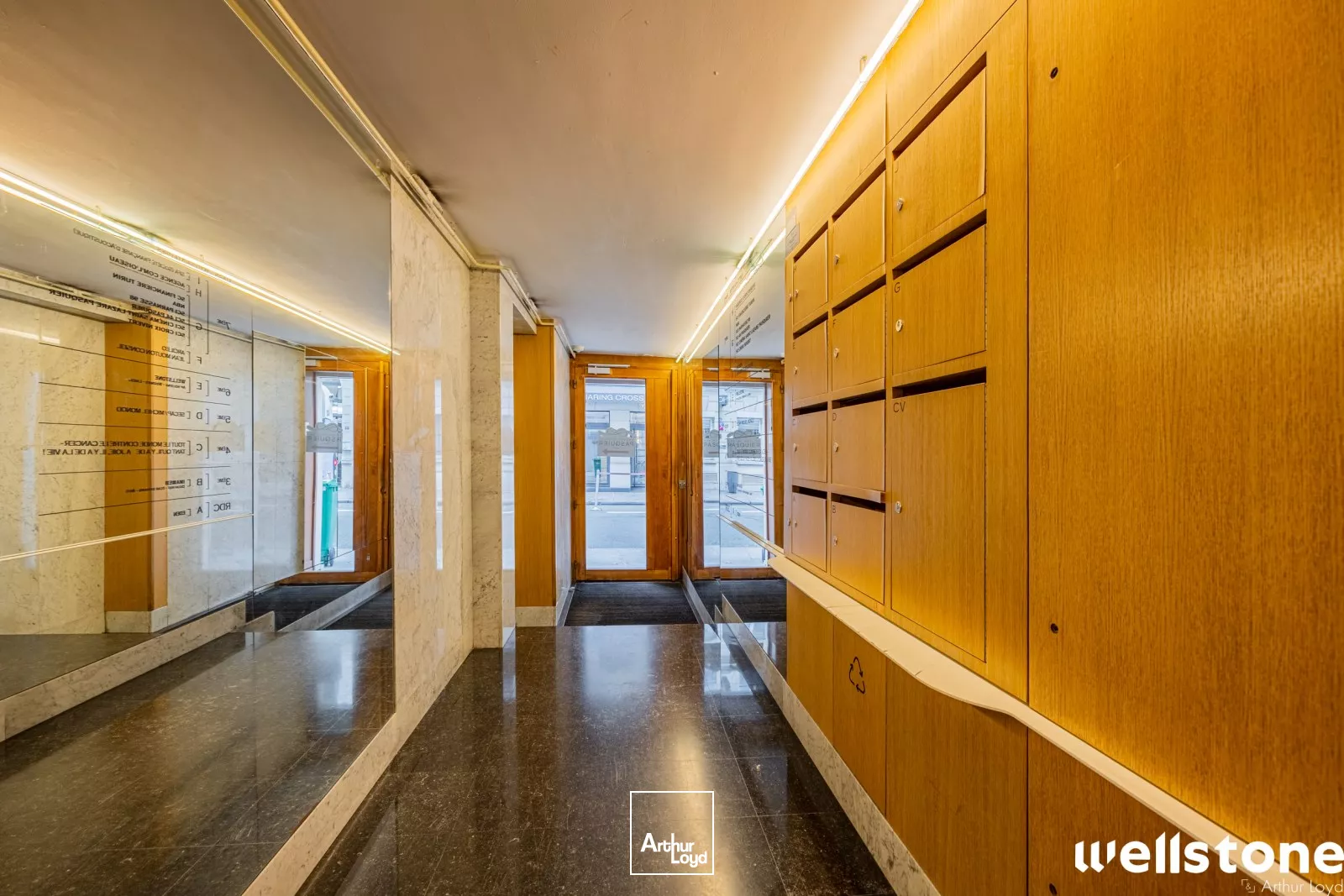 Bureaux à louer à PARIS 75008