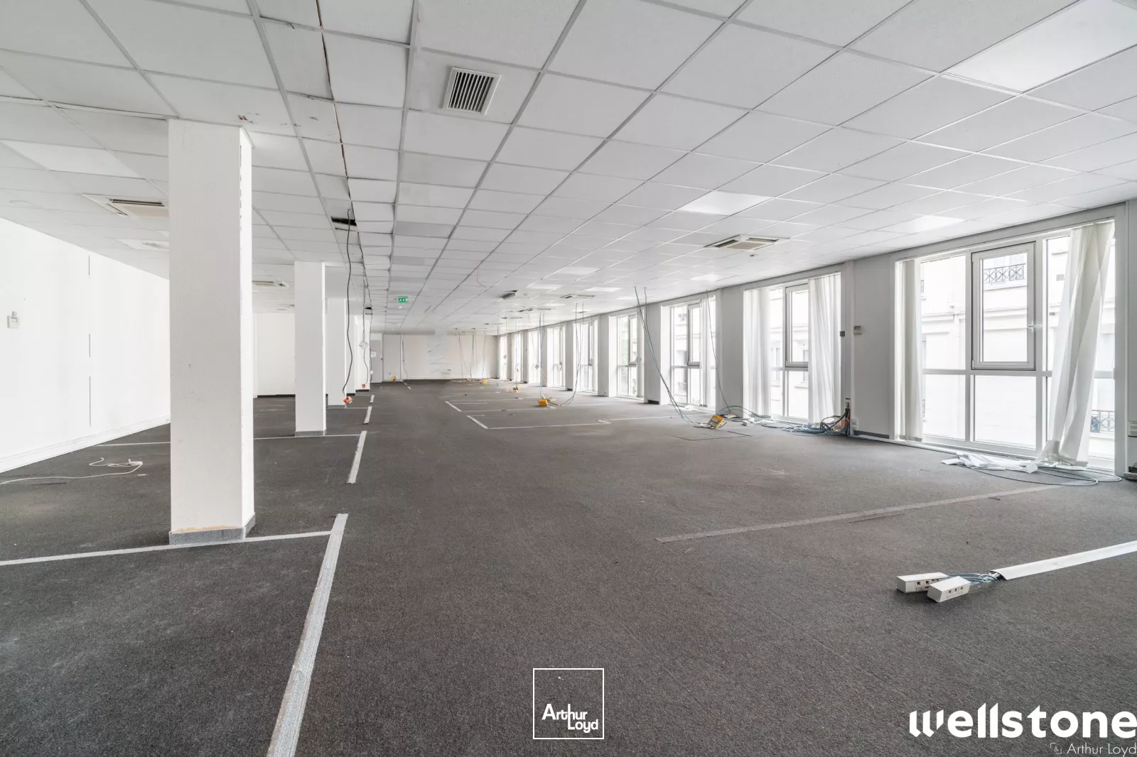 Bureaux à louer à PARIS 75009