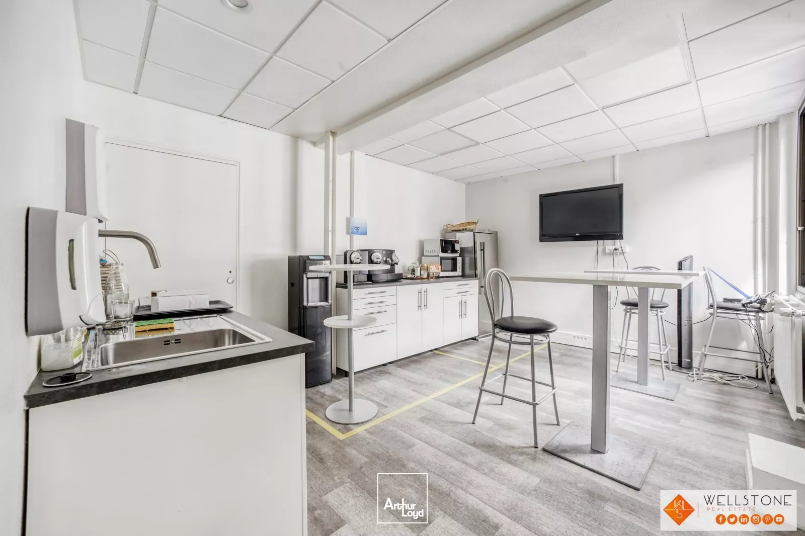 Bureaux avec terrasses!