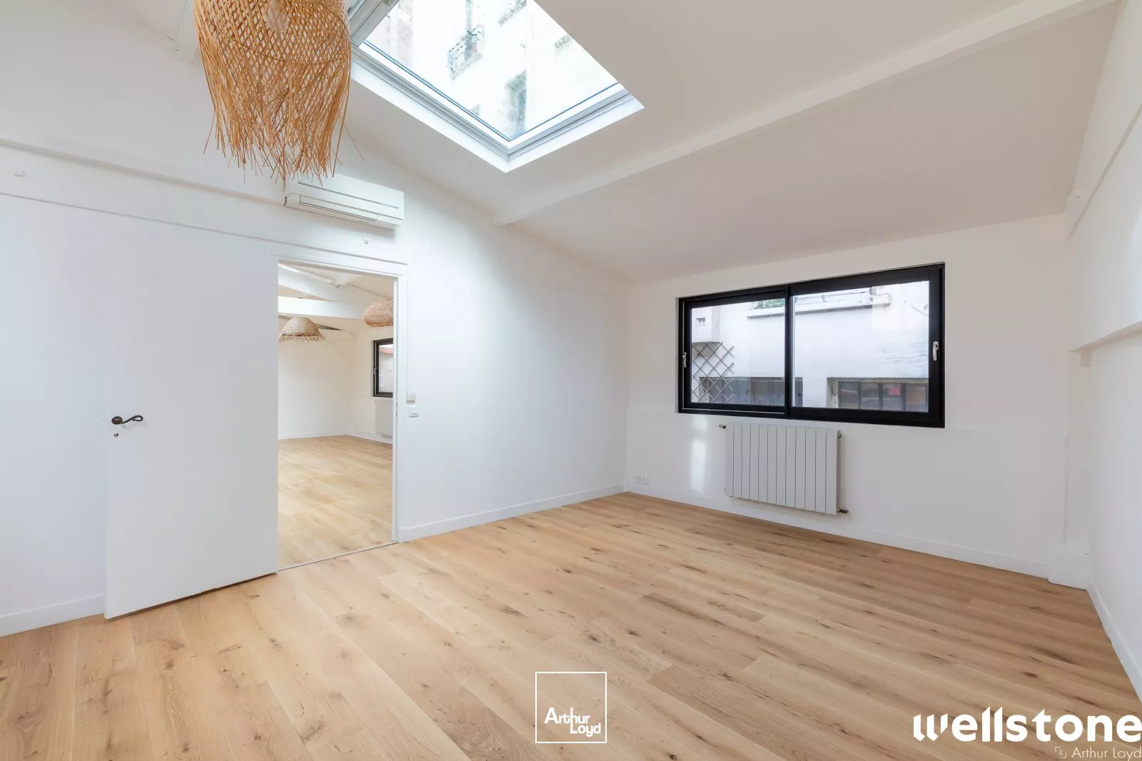 Bureaux à vendre à PARIS 75020