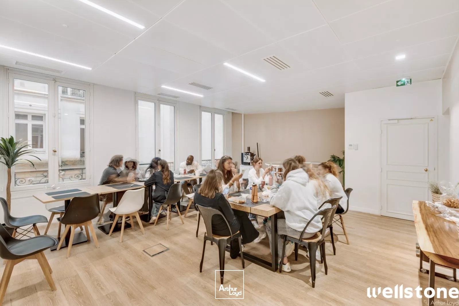 Bureaux à louer à PARIS 75008