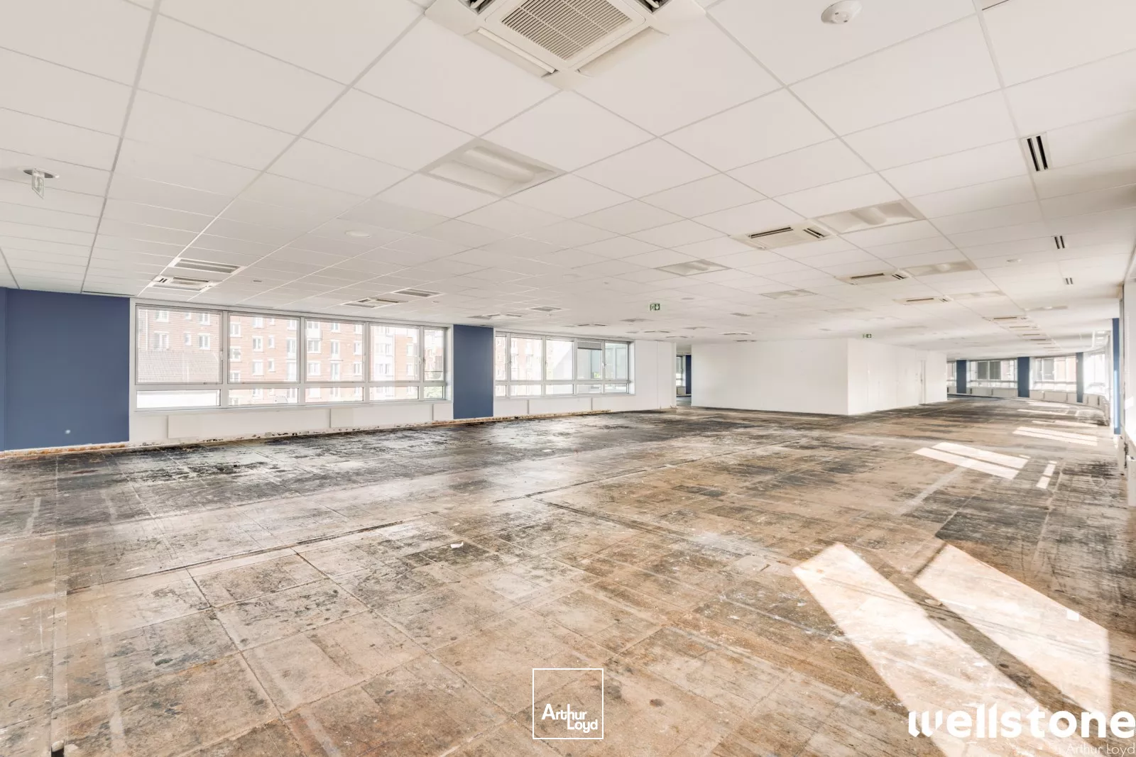 Bureaux à louer à PARIS 75019