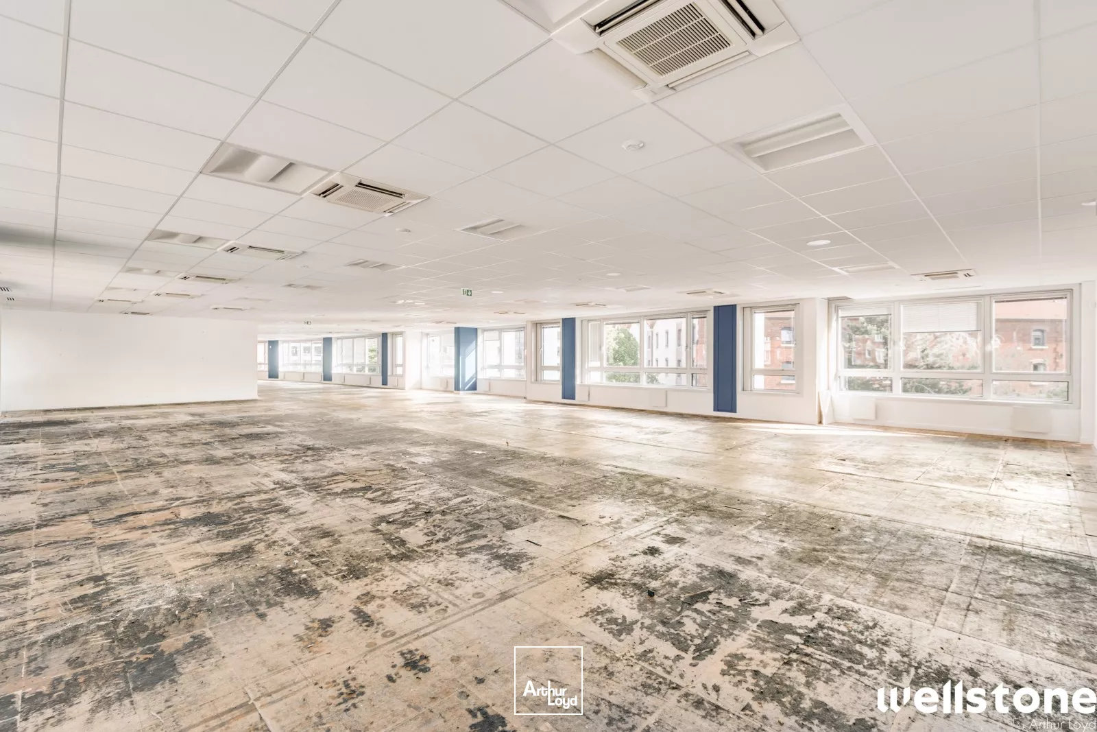 Bureaux à louer à PARIS 75019