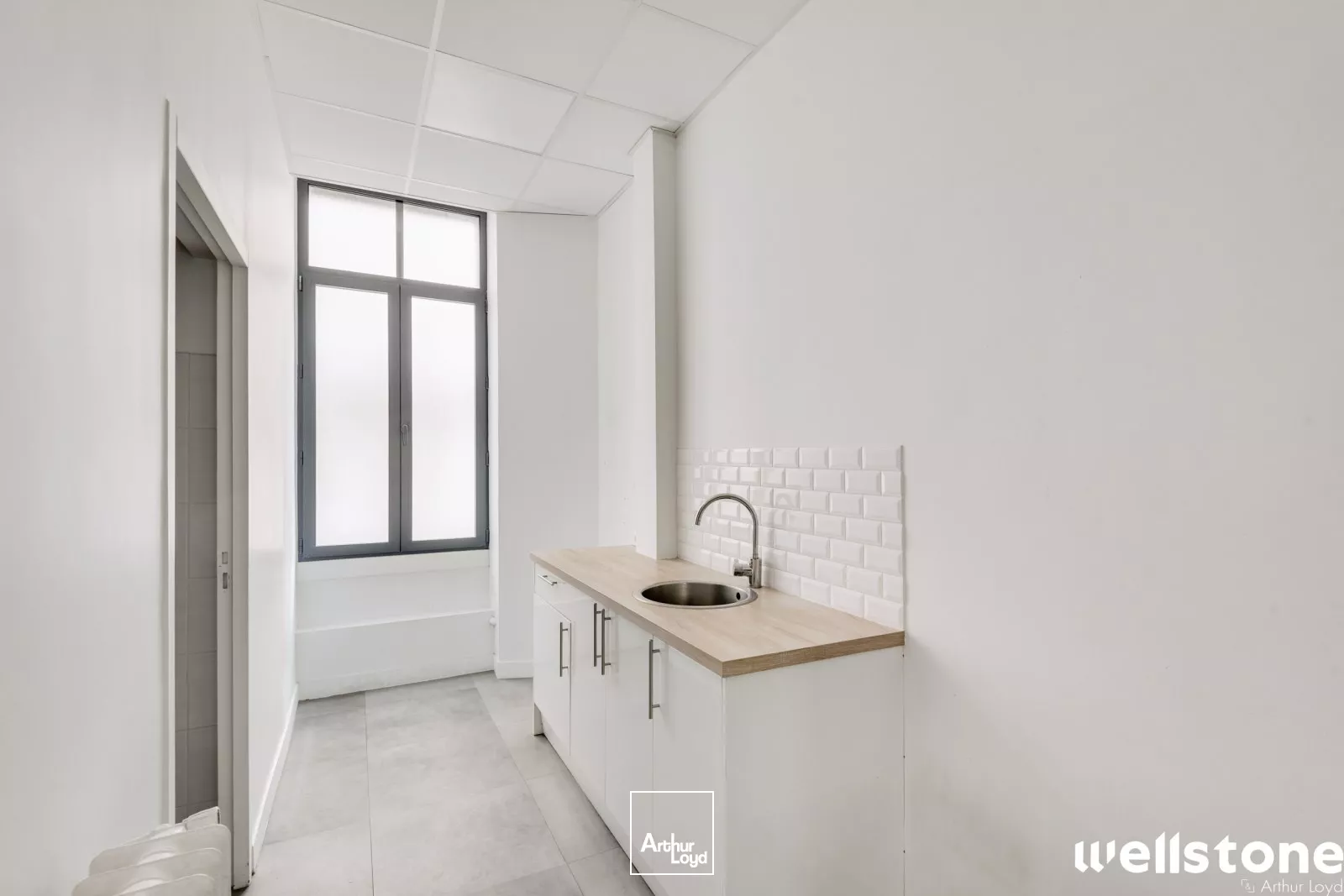 Locaux commerciaux à vendre à PARIS 75012