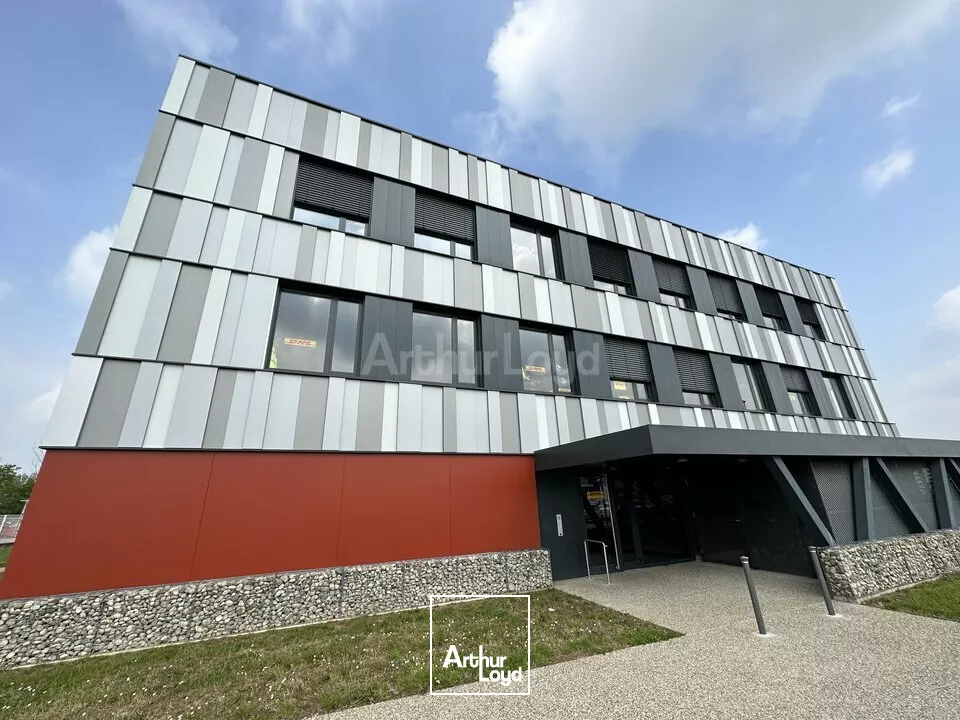 BUREAUX à LOUER de 353 m²