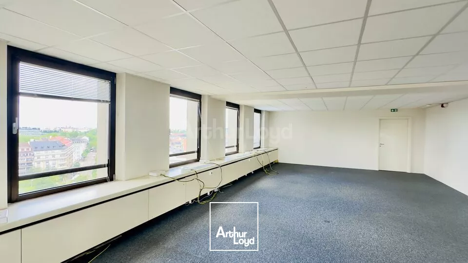 BUREAUX à VENDRE de 512 m²