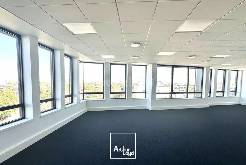 BUREAUX à LOUER de 185 m²
