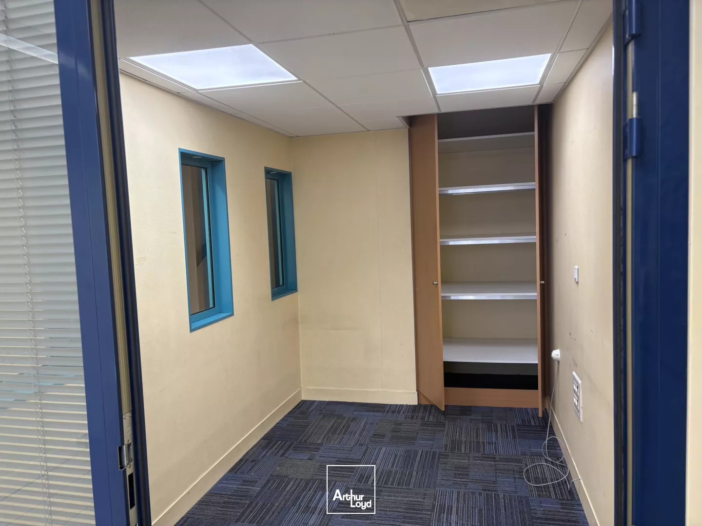 A LOUER - LOCAL COMMERCIAL DE 140 m² - ORLÉANS CENTRE / RUE BANNIER