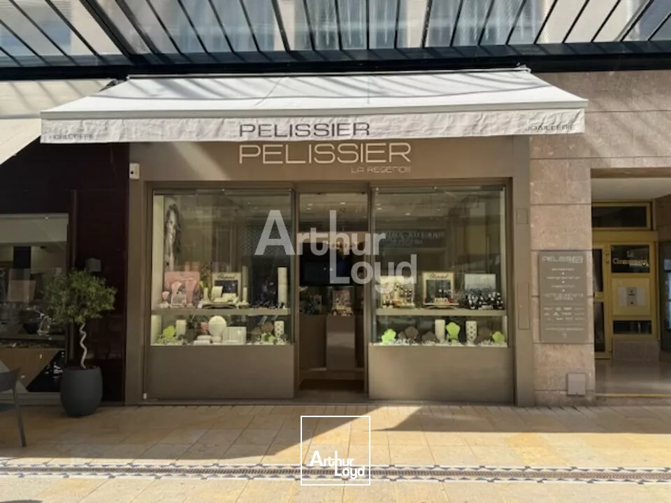 Local commercial en cur de ville 