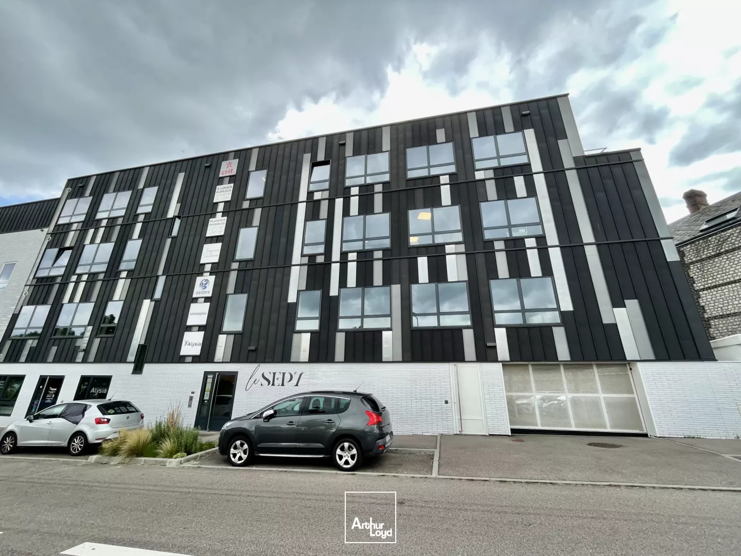 Bureaux à louer à LE PETIT QUEVILLY 76140