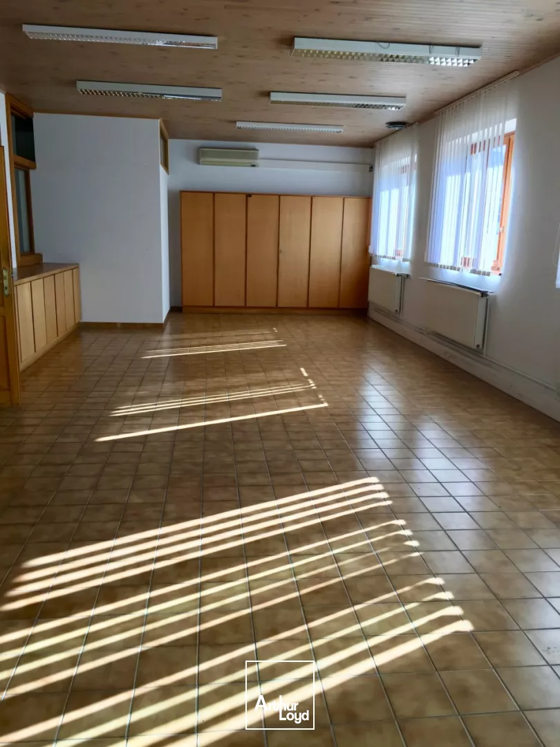 BUREAUX à LOUER de 79.87 m²