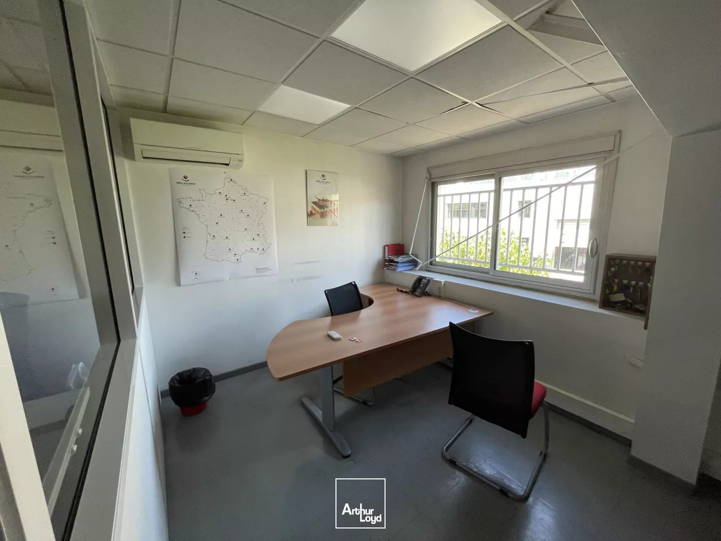 Local d'activité/entrepôt à louer GIERES