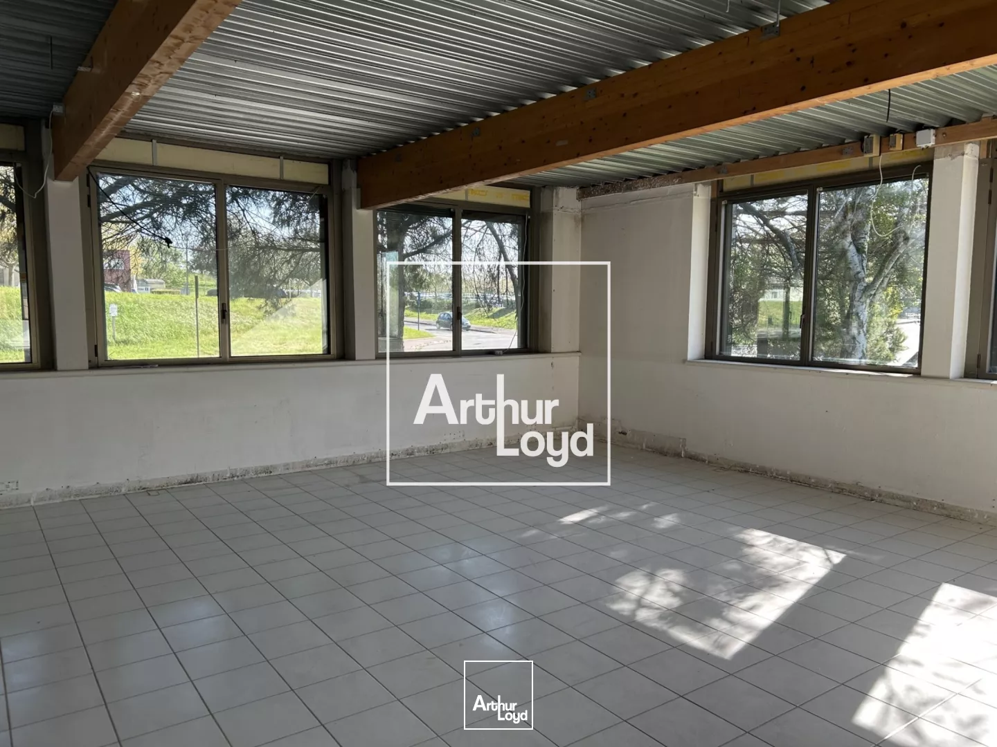 BUREAUX LOCATION 1 108 M² PMR - LABEGE ENOVA