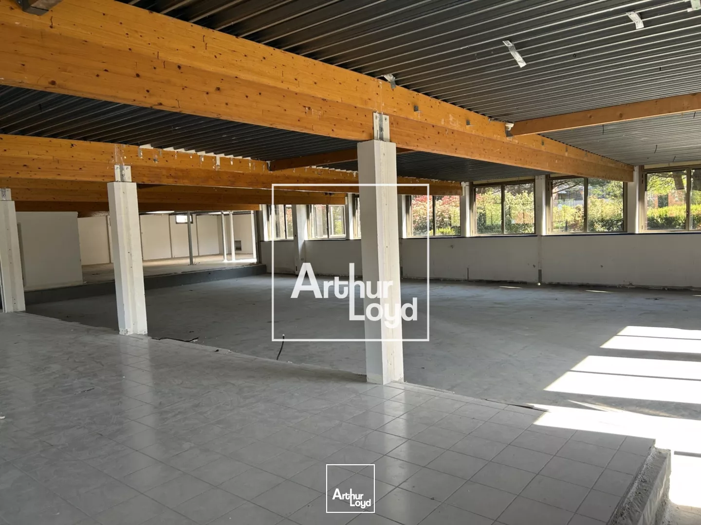 BUREAUX LOCATION 1 108 M² PMR - LABEGE ENOVA