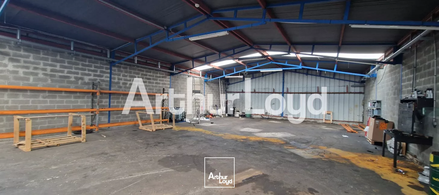 LOCAL ACTIVITE - IFS - 291 M²