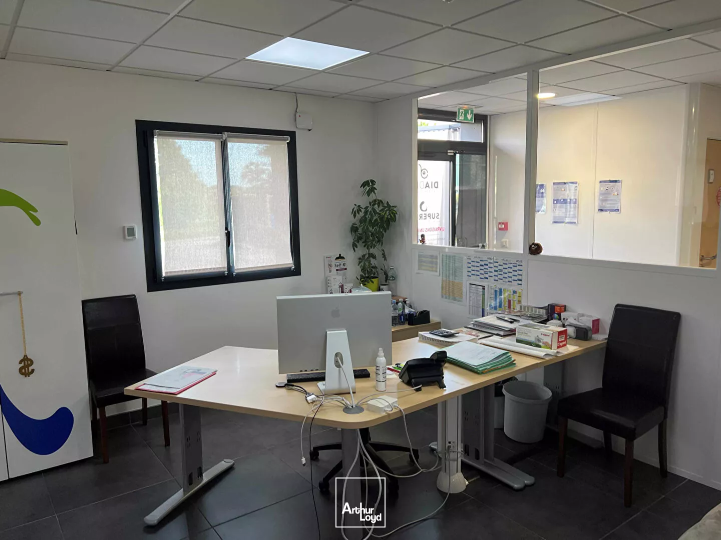 A LOUER - LIMOGES proche A20 - Bureaux avec open space 330 m²