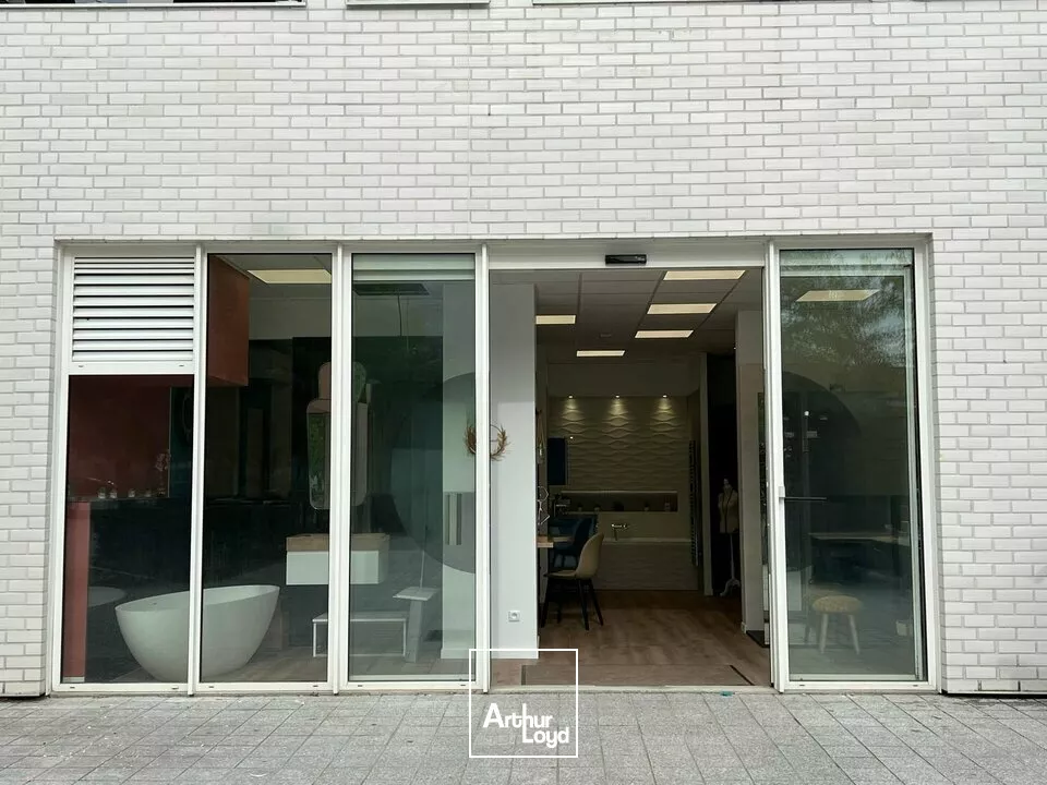 TOURS NORD MONCONSEIL COMMERCE A LOUER 70 M² PROXIMITE TRAMWAY