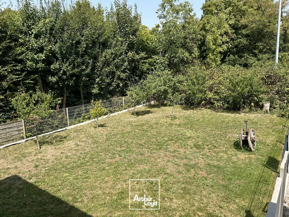 BUREAUX à VENDRE de 218 m²