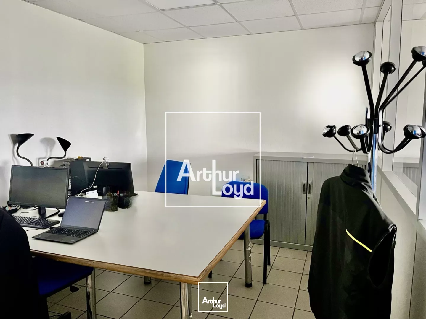 ENTREPÔT A LOUER BRUGUIERES