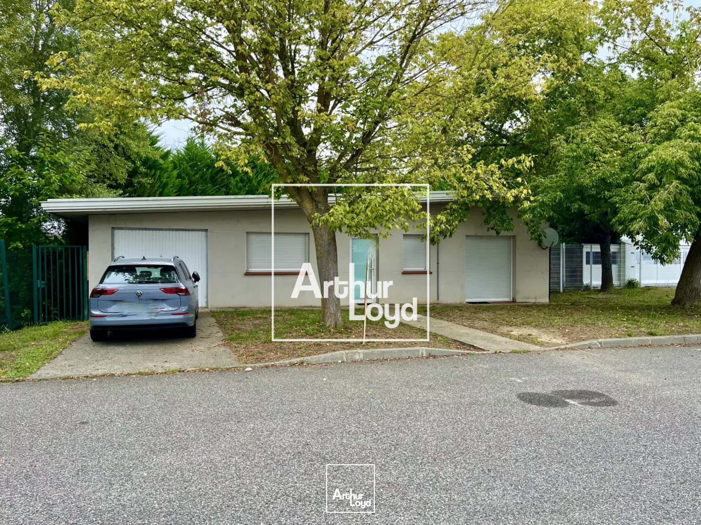 ENTREPÔT A LOUER BRUGUIERES