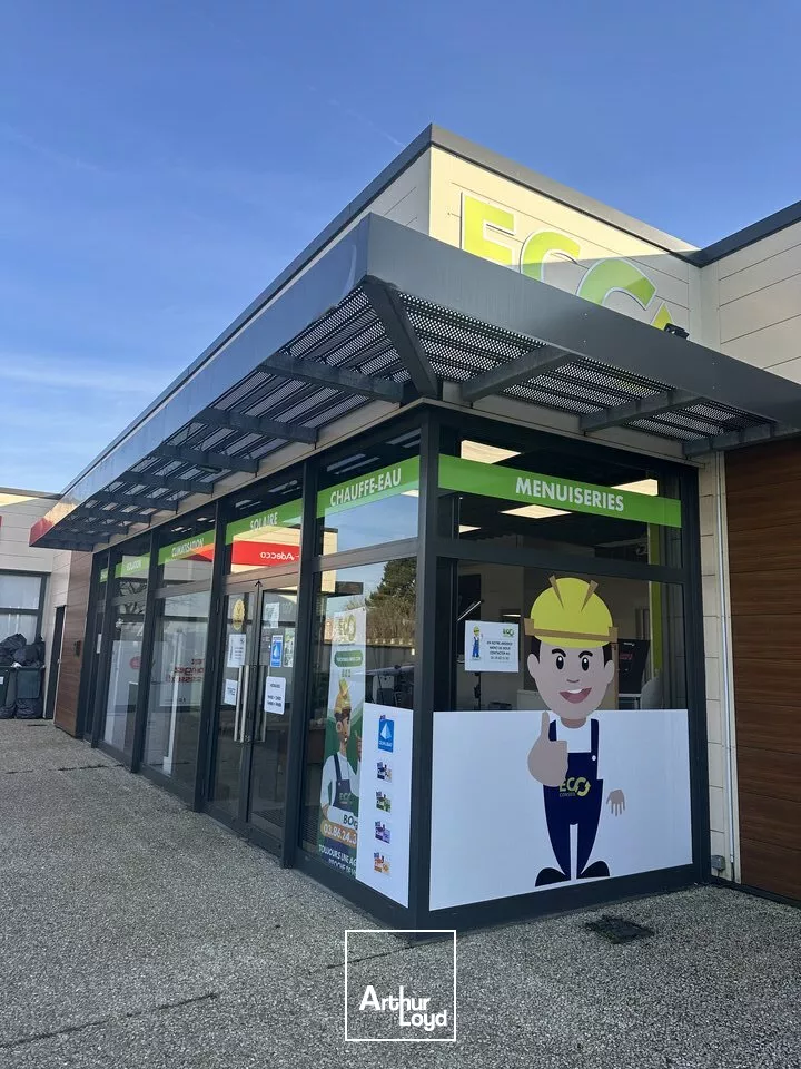 A LOUER - LOCAL COMMERCIAL - BOURGES - EXCLUSIVITE