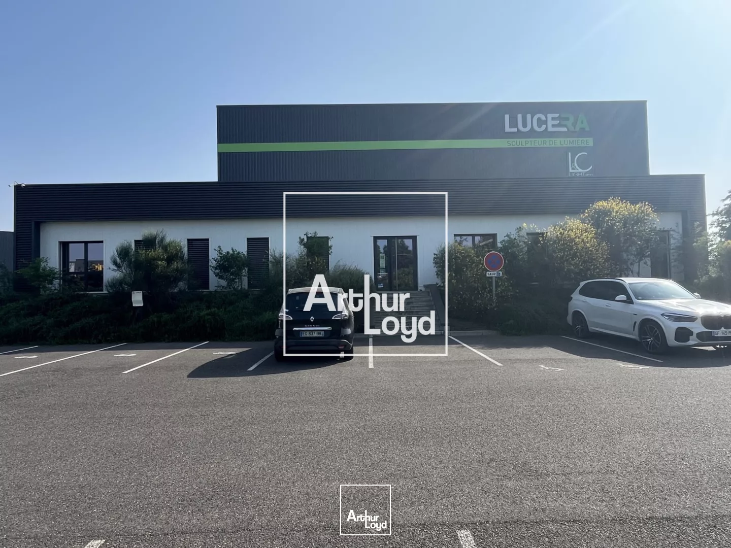 LOCAUX D'ACTIVITÉ À LOUER - TOULOUSE - PROCHE AUTOROUTE