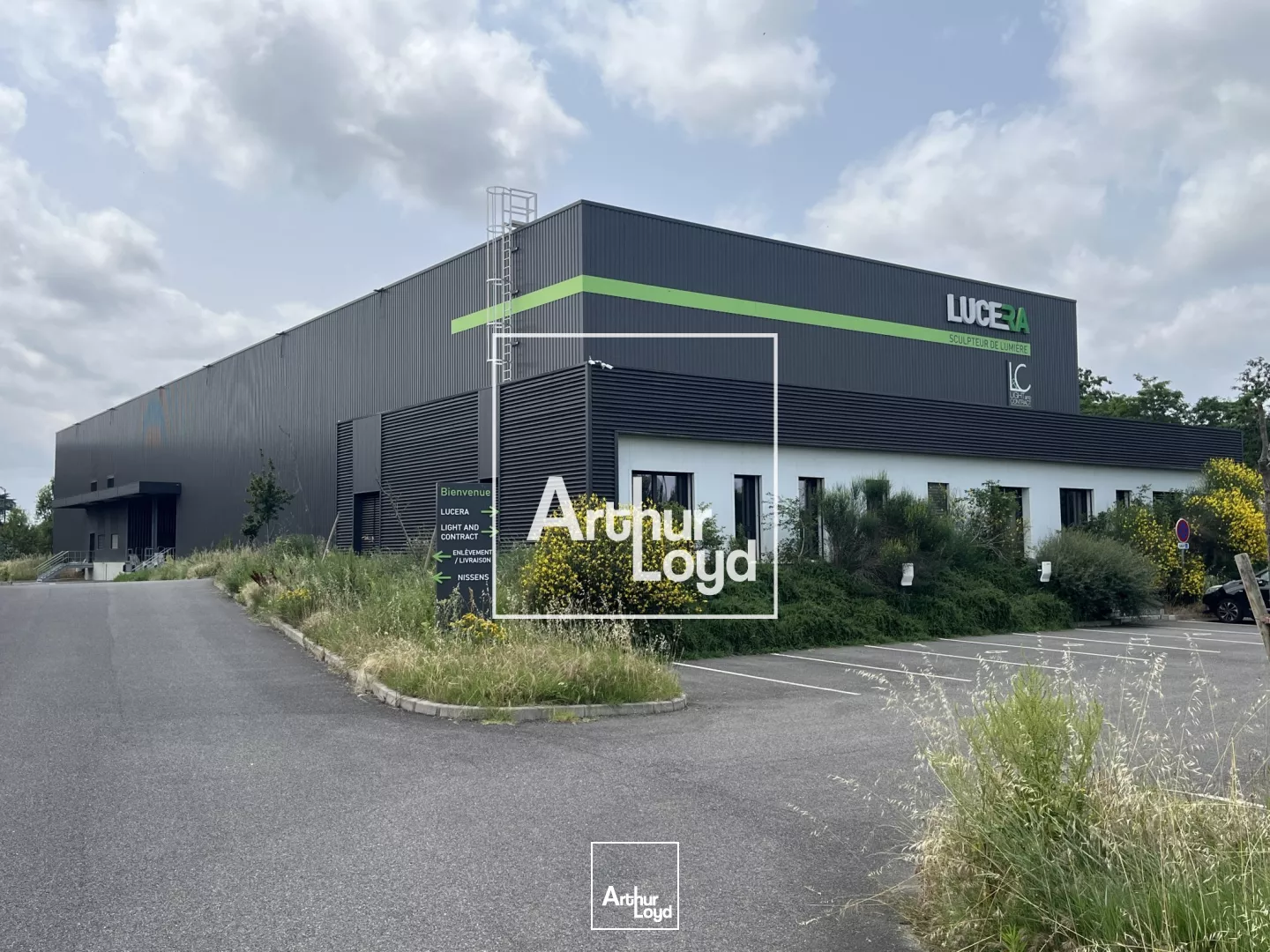 LOCAUX D'ACTIVITÉ À LOUER - TOULOUSE - PROCHE AUTOROUTE