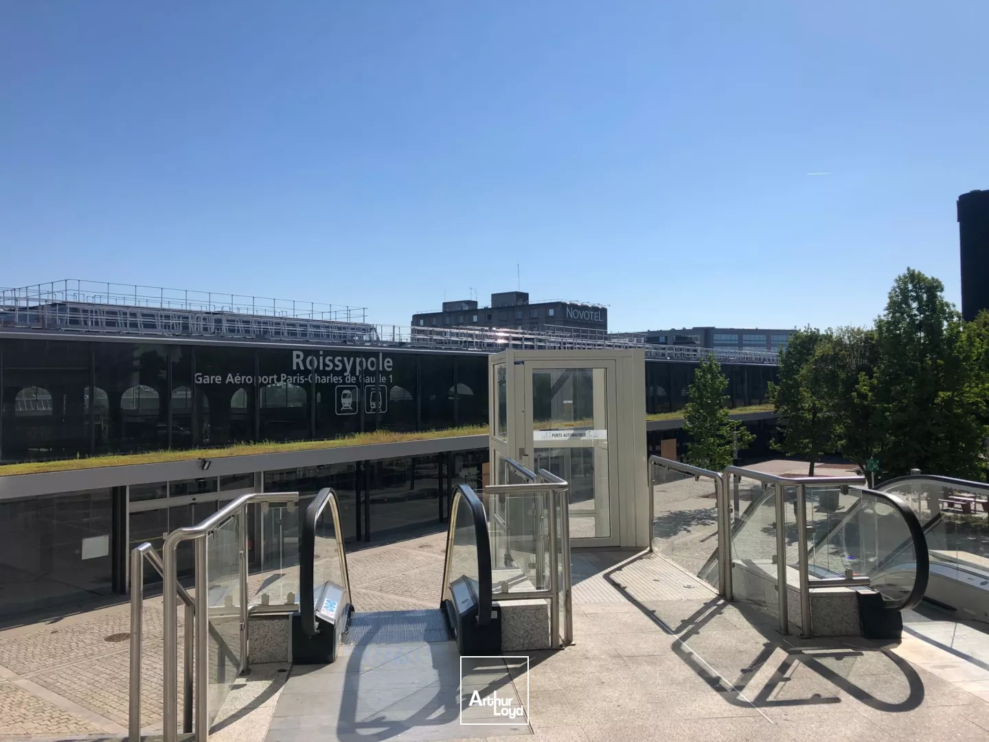 10 PORTES A QUAI !!!