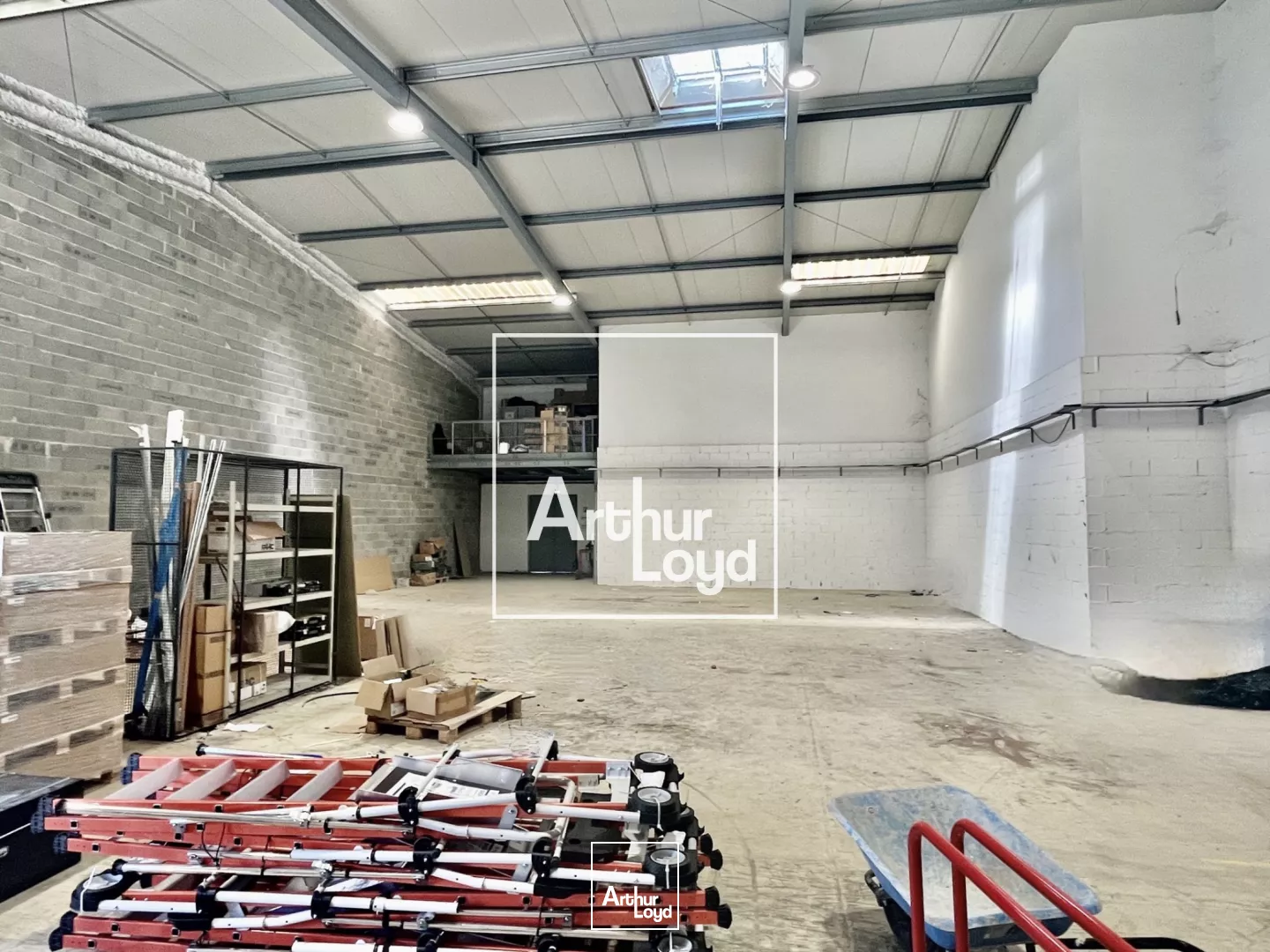 LOCAL D'ACTIVITE A LOUER TOULOUSE BORDEROUGE