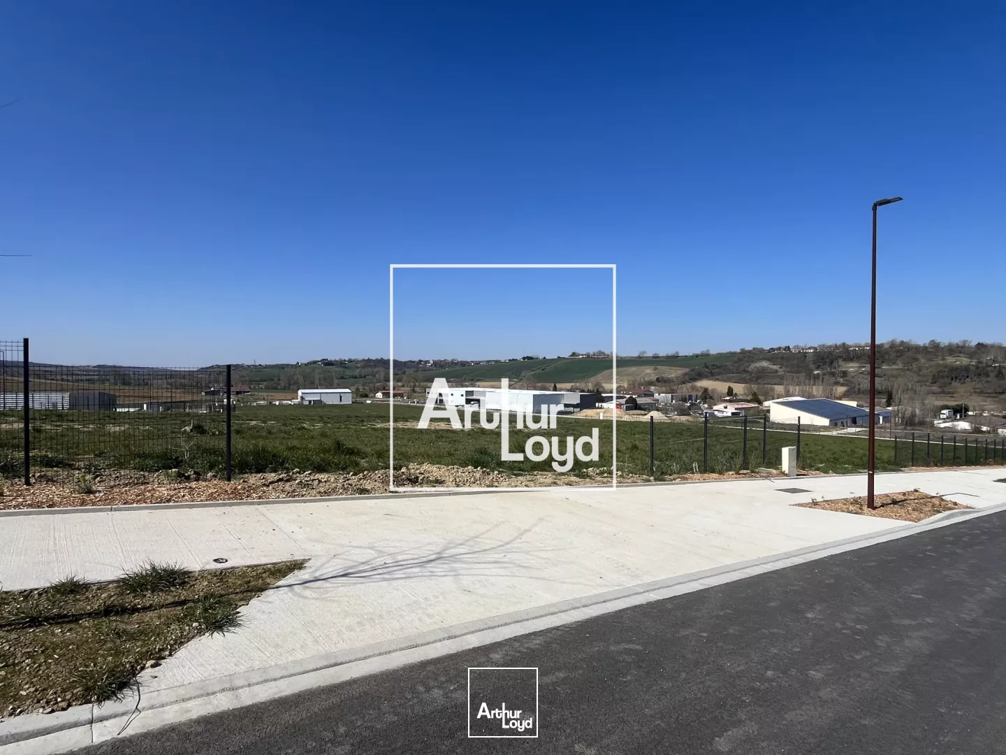 TERRAINS À VENDRE - DREMIL-LAFAGE