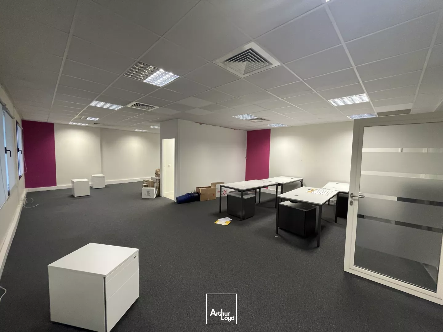 Bureaux à louer à PETIT COURONNE 76650