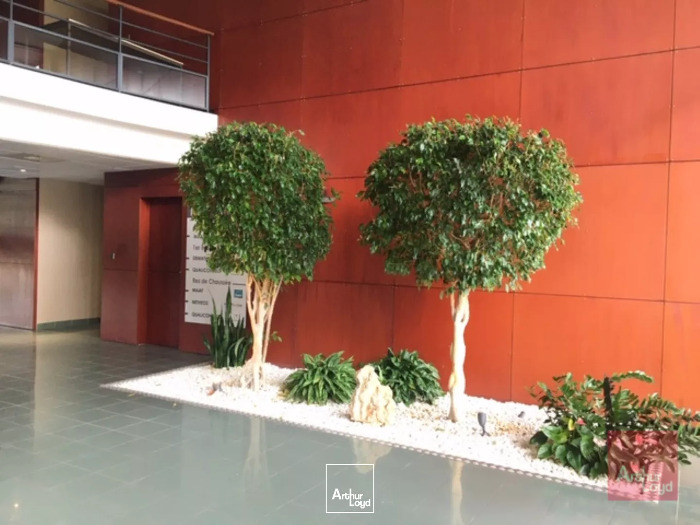 A LOUER - BUREAUX ESPRIT CAMPUS - PARC CLUB DU MILLENAIRE MONTPELLIER - GRAND PARKING