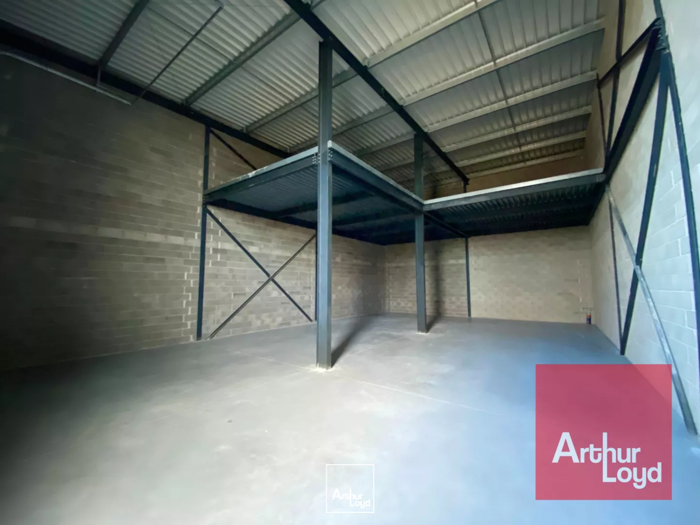 Locaux d'activité neufs en VEFA à louer - Programme divisible dès 108 m² - Accessibilité et prestations professionnelles à Montpellier