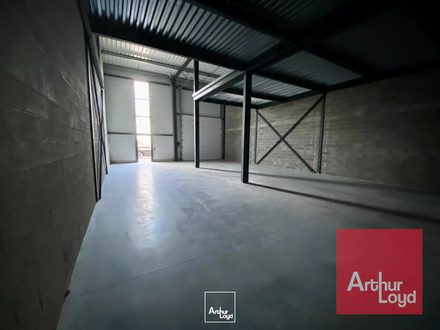 Locaux d'activité neufs en VEFA à louer - Programme divisible dès 108 m² - Accessibilité et prestations professionnelles à Montpellier