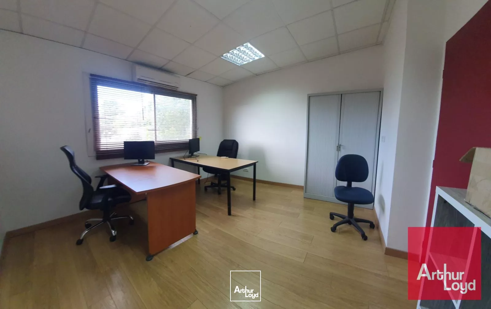 BUREAUX A LOUER - LE CRES