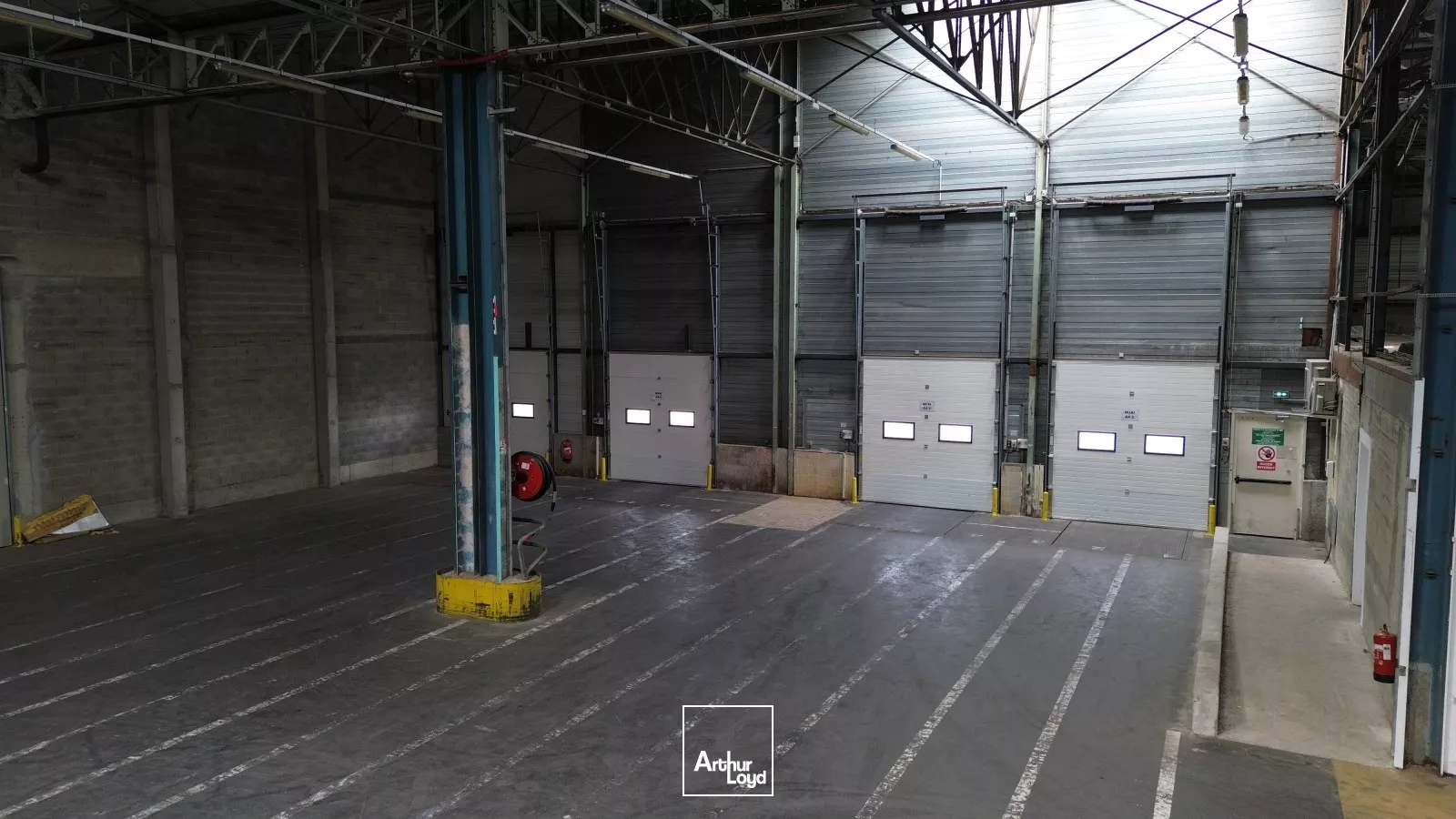 LOCAL D'ACTIVITE et BUREAUX - ICPE 1510 - NIMES