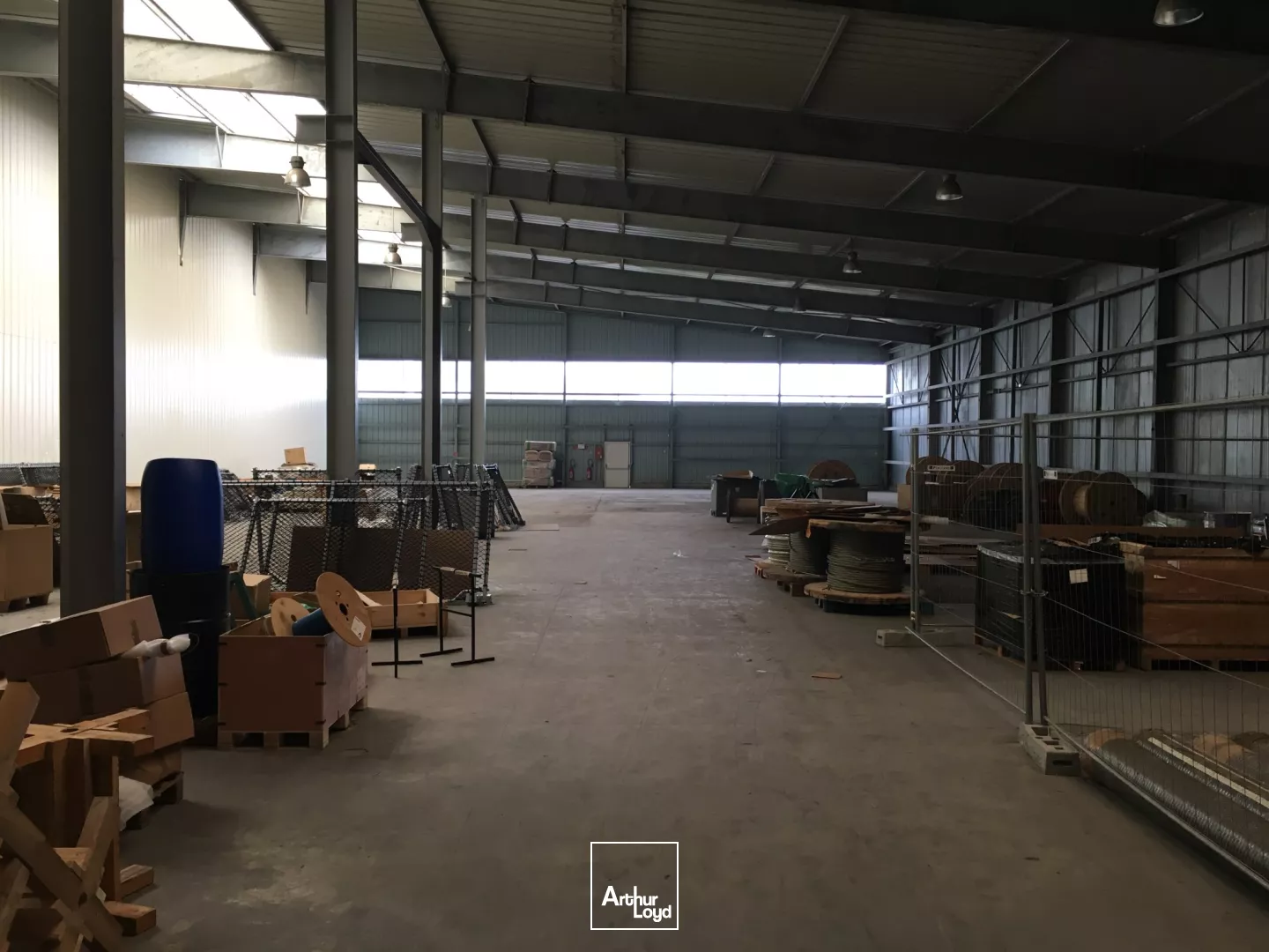 BREST PORT DE COMMERCE LOCAL D'ACTIVITE STOCKAGE A LOUER 