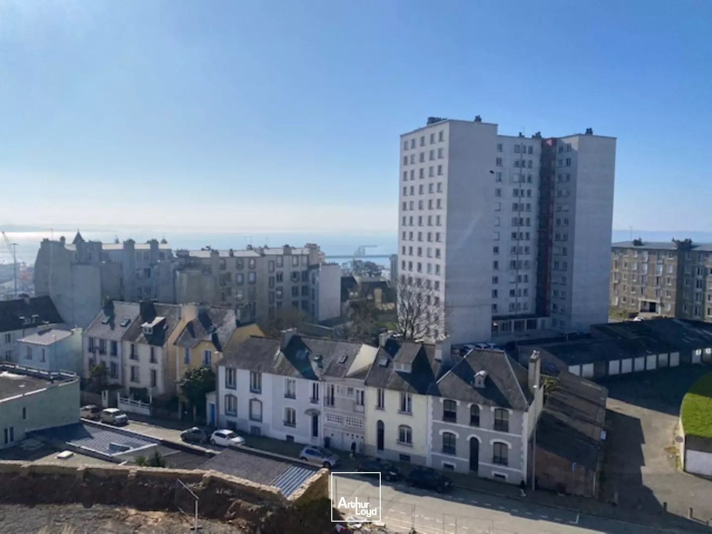 CELLULE COMMERCIALE 200 M² CENTRE VILLE BREST PROGRAMME NEUF CERDAN A VENDRE A LOUER