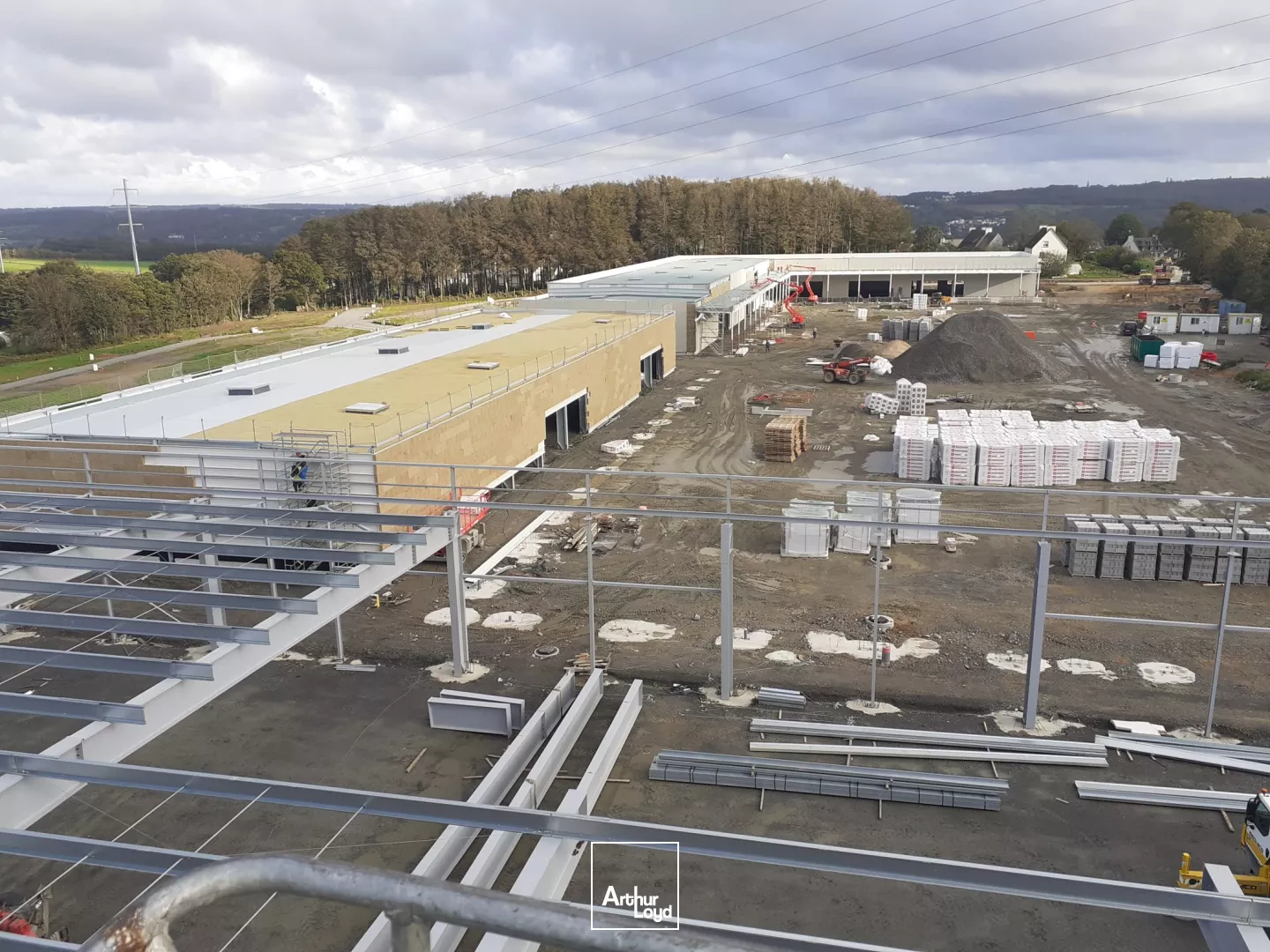 CELLULES COMMERCIALES A VENDRE A LOUER A PARTIR DE 549 M² ZONE DU LECK LANDERNEAU