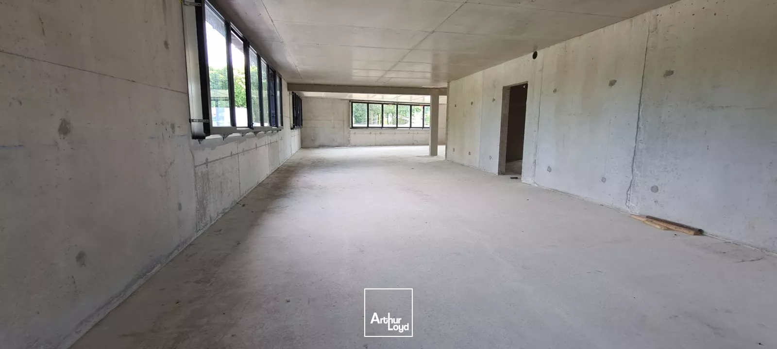 BUREAUX A LOUER - ALLEE DE KERMORVAN QUIMPER