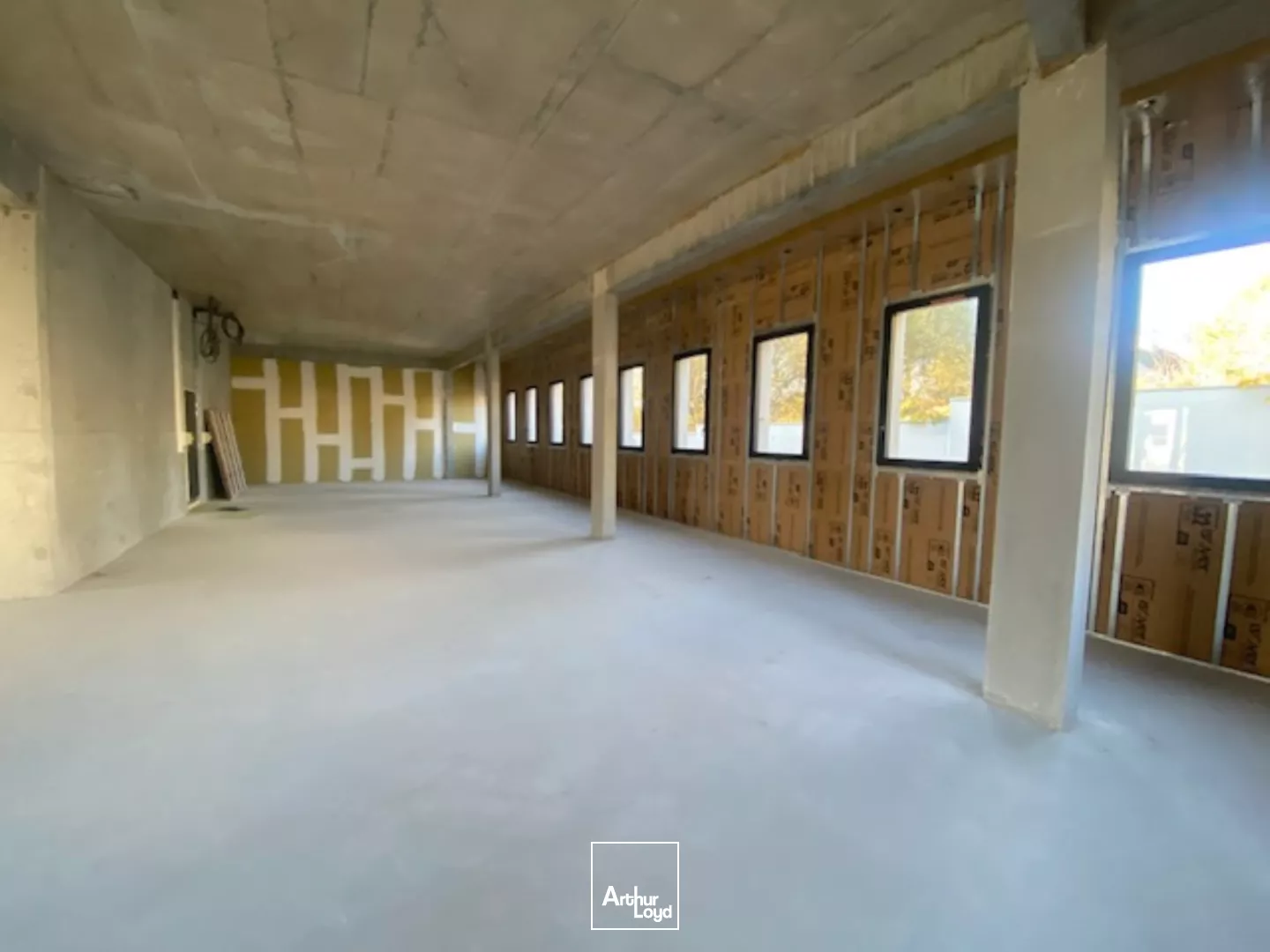 BUREAUX A LOUER - ALLEE DE KERMORVAN QUIMPER