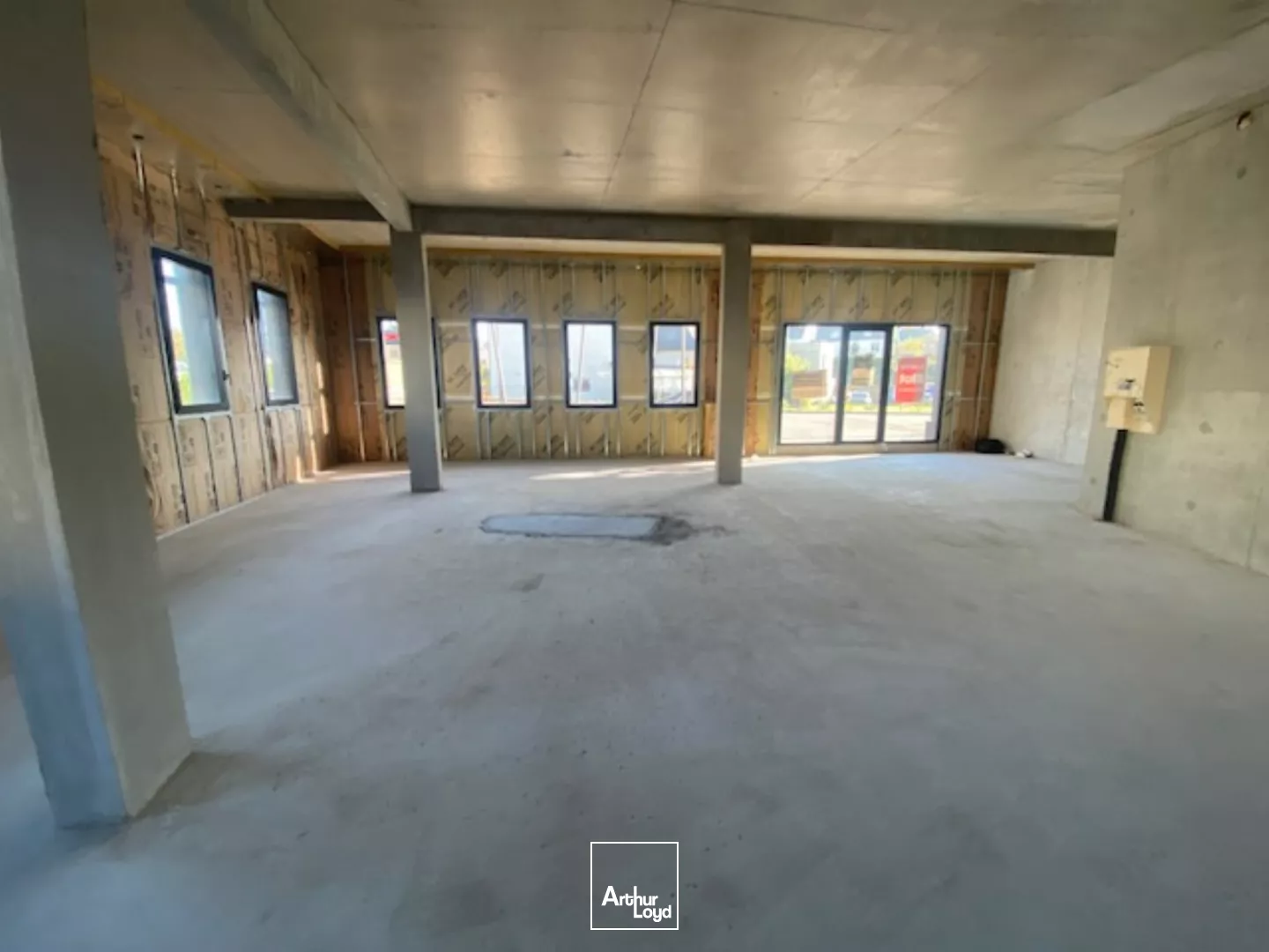 BUREAUX A LOUER - ALLEE DE KERMORVAN QUIMPER