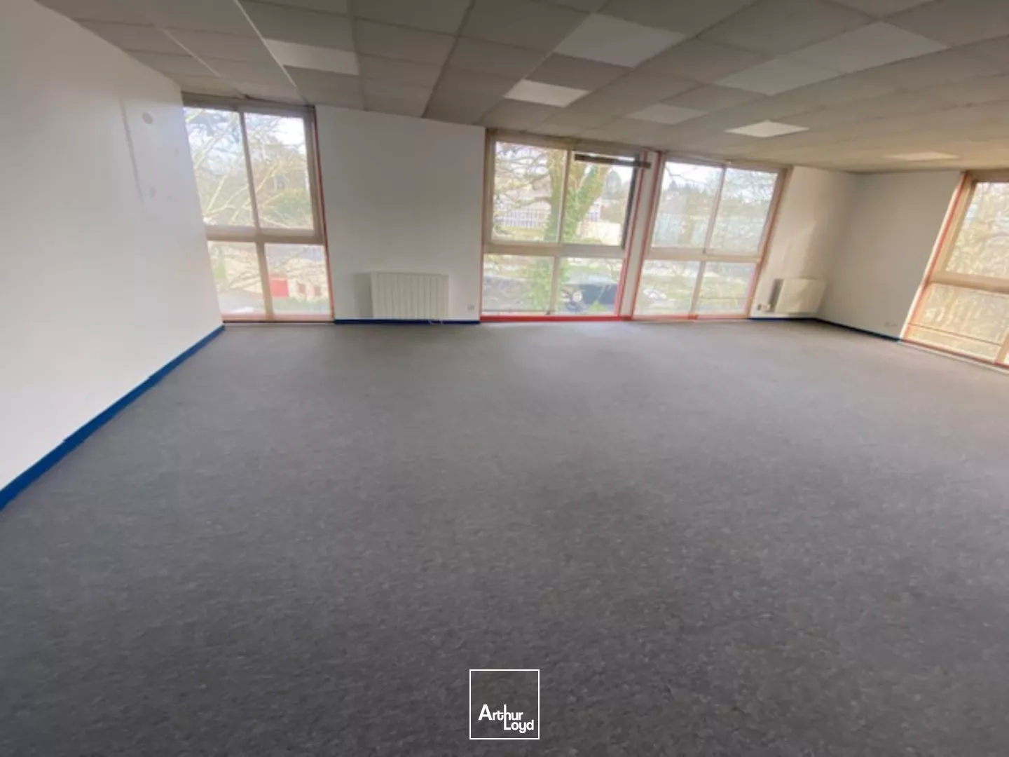 A LOUER / A VENDRE - QUIMPER PLATEAU DE BUREAUX DE 362 M²